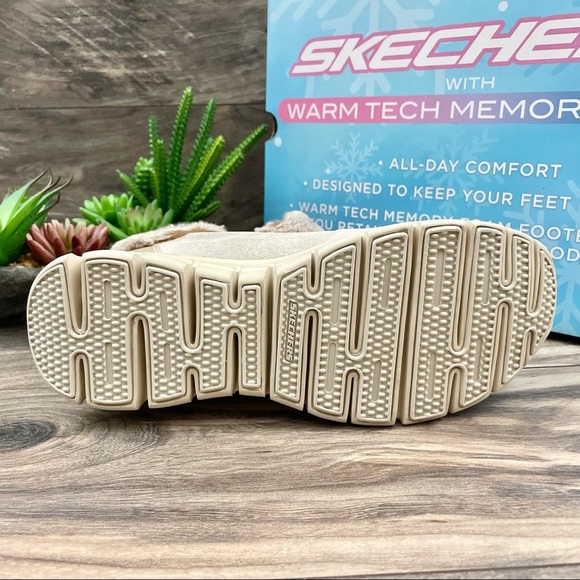 NIB Skechers Cold Catcher Faux Fur Cuff Snow Boot - Picture 11 of 13